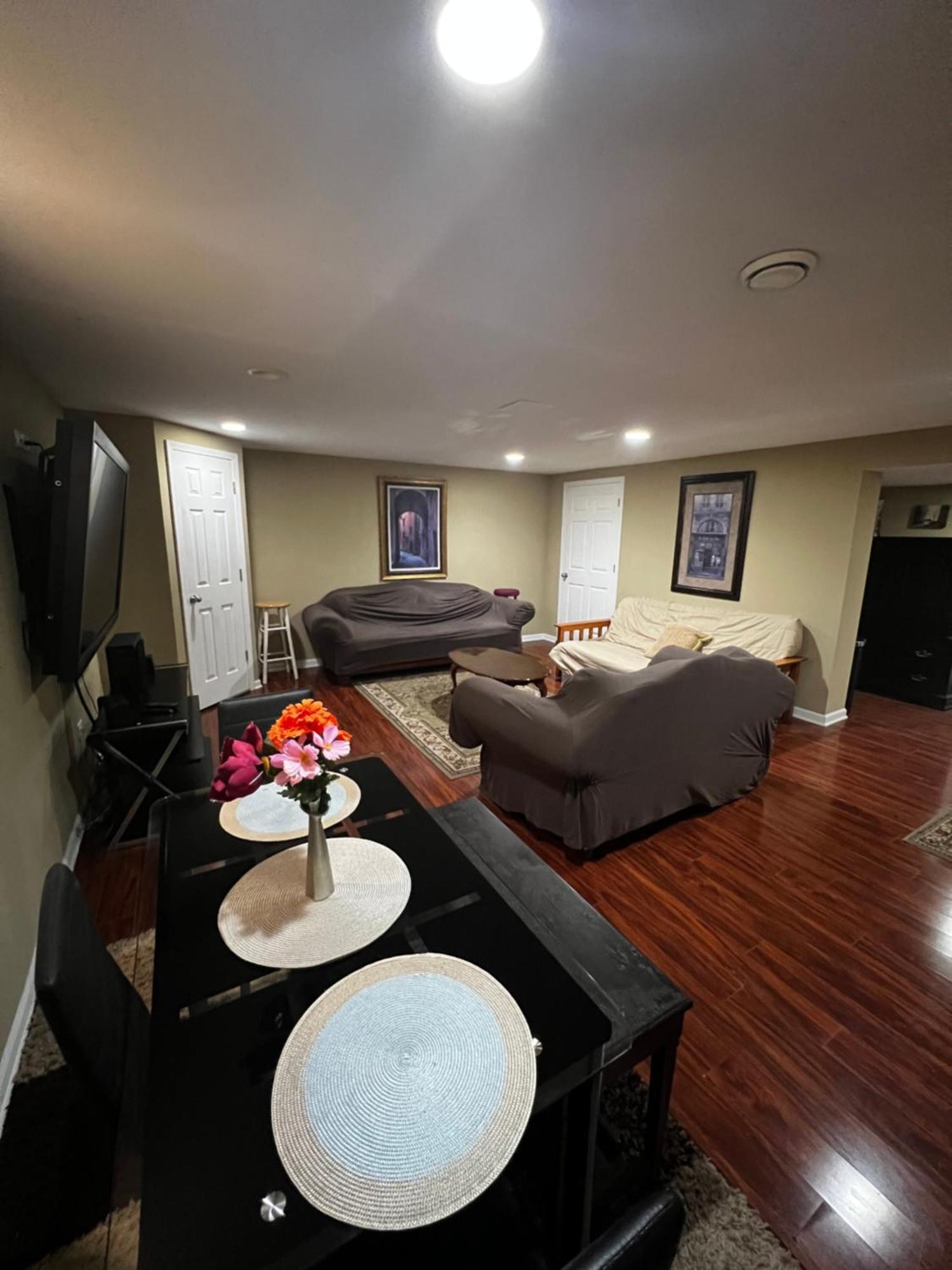 Quiet And Spacious Room1 Bolingbrook Bagian luar foto